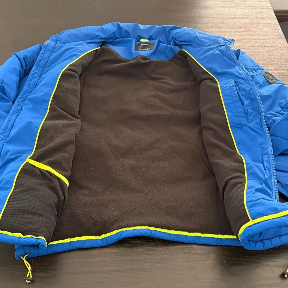 Men’s Bershka puffer jacket - Picture 3 of 7